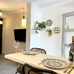 Smile, Near & Center, Free Parking, Balcony *