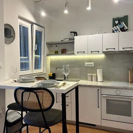 Smile, Near & Center, Free Parking, Balcony Apartment