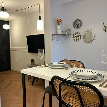 Smile, Near & Center, Free Parking, Balcony Apartment Makarska