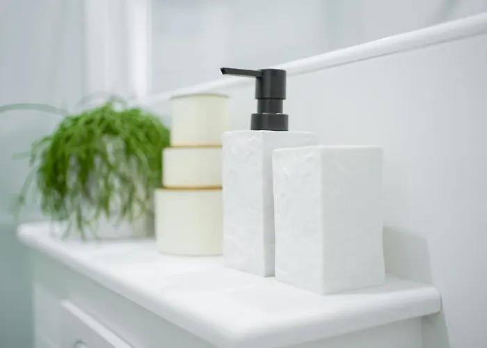 Smile, Near & Center, Free Parking, Balcony *